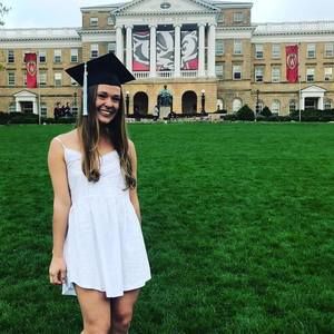 Meet your Posher, Marisa